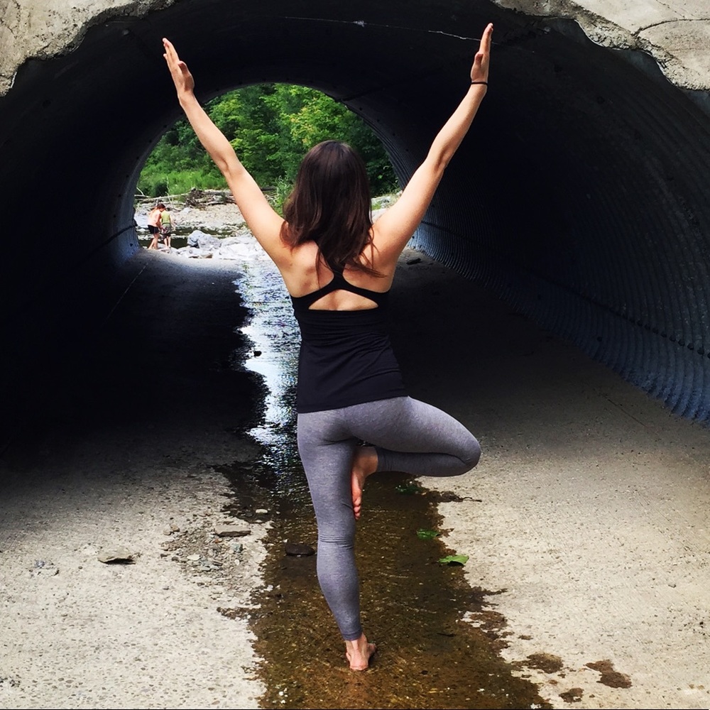 Lululemon gray yoga pant